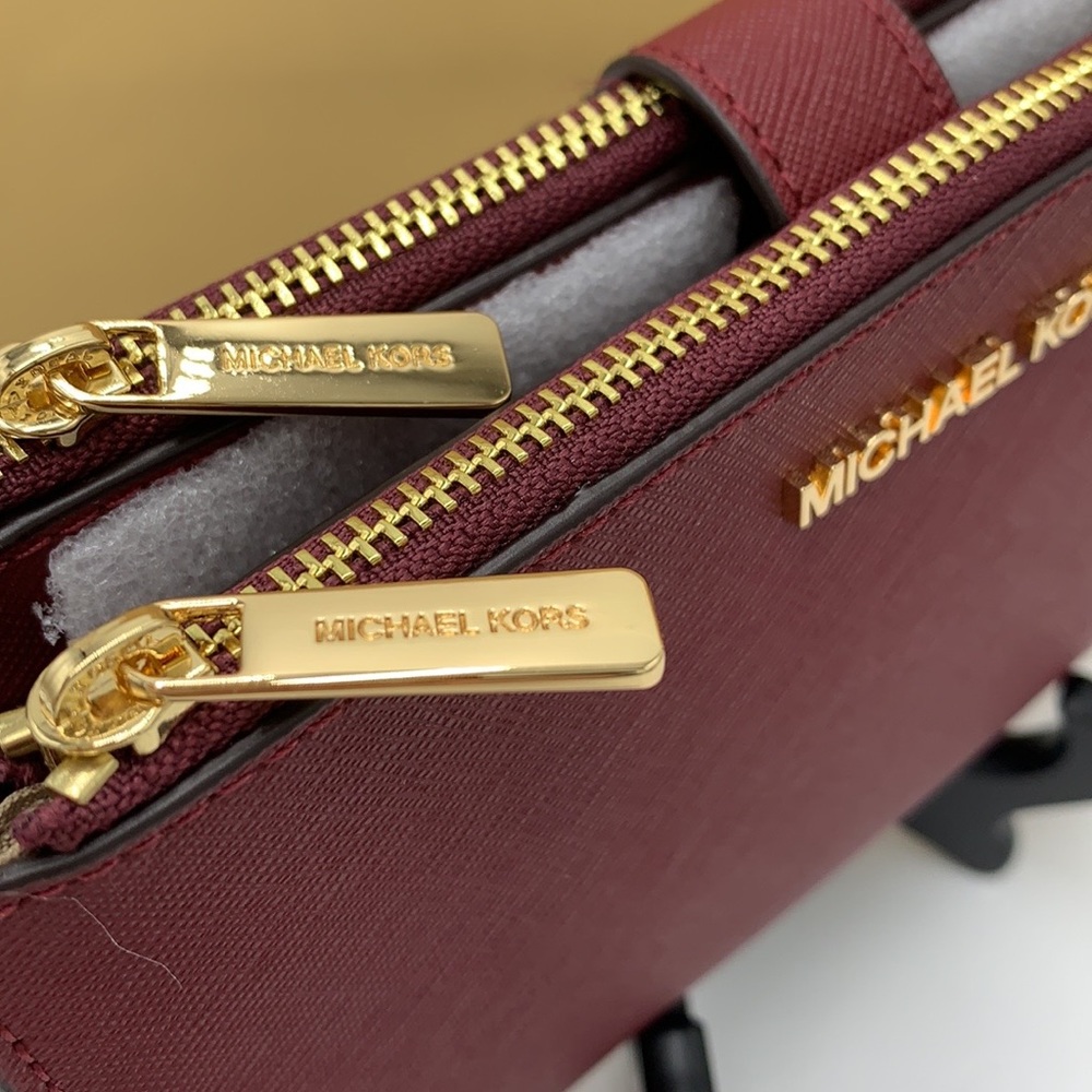 MICHAEL KORS LARGE DOUBLE ZIP WRISTLET WALLET DARK CHERRY COLOR MERLOT M… - Picture 13 of 16